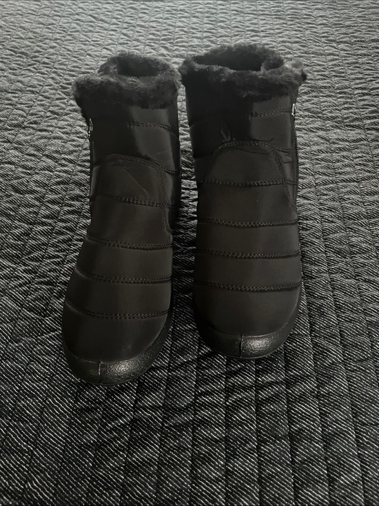 BJ Shoes - BJ Women's Black QuiltedRain/Winter Ankle Boots with Zipper